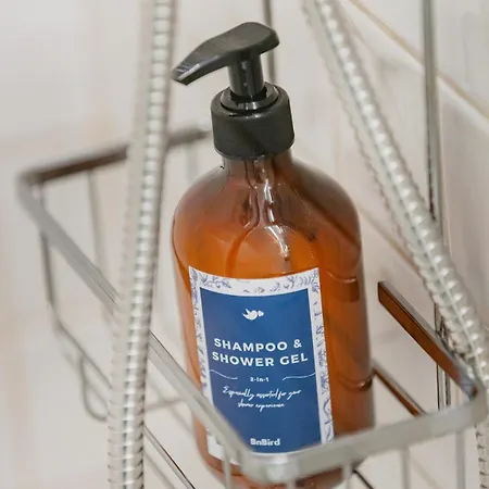 Pop 111 Collection アパート